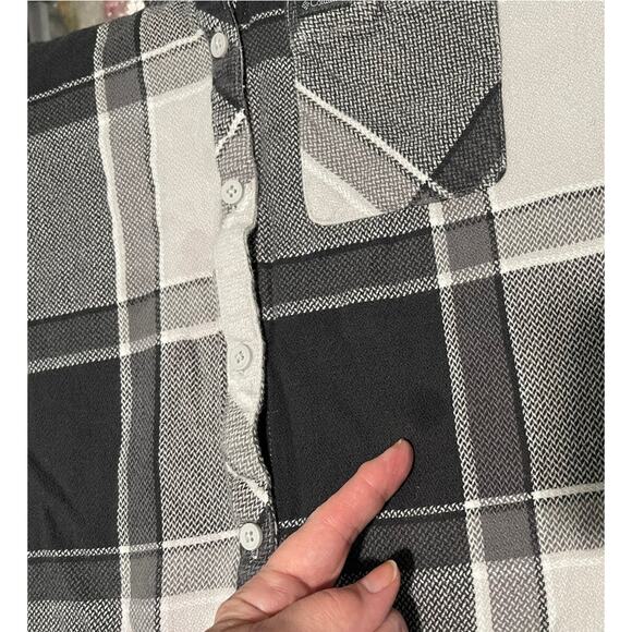 Columbia Plaid Flannel Button Down Shirt Women's Small Gray White Black-Casual - Picture 6 of 9